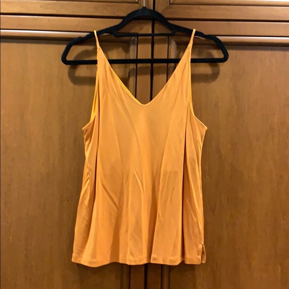 H&M marigold deep V tank top - Picture 4 of 5